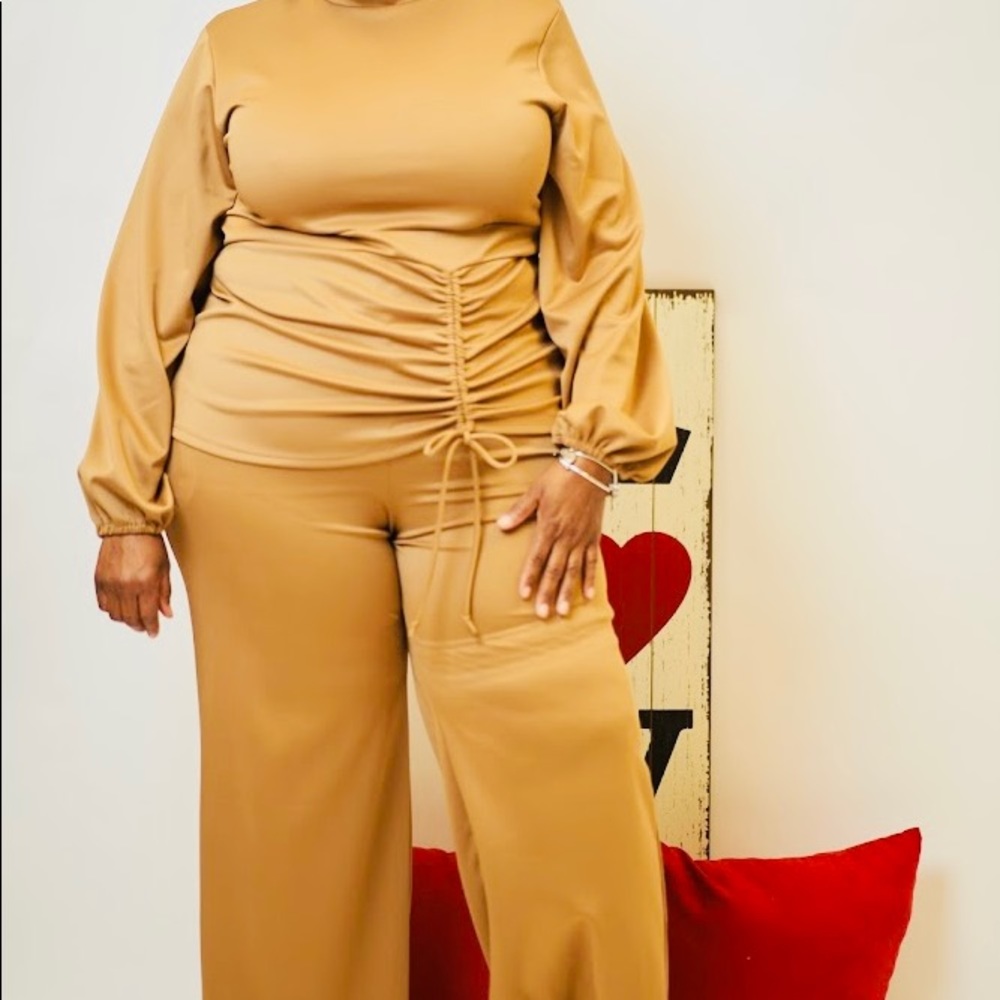 Two piece pant set